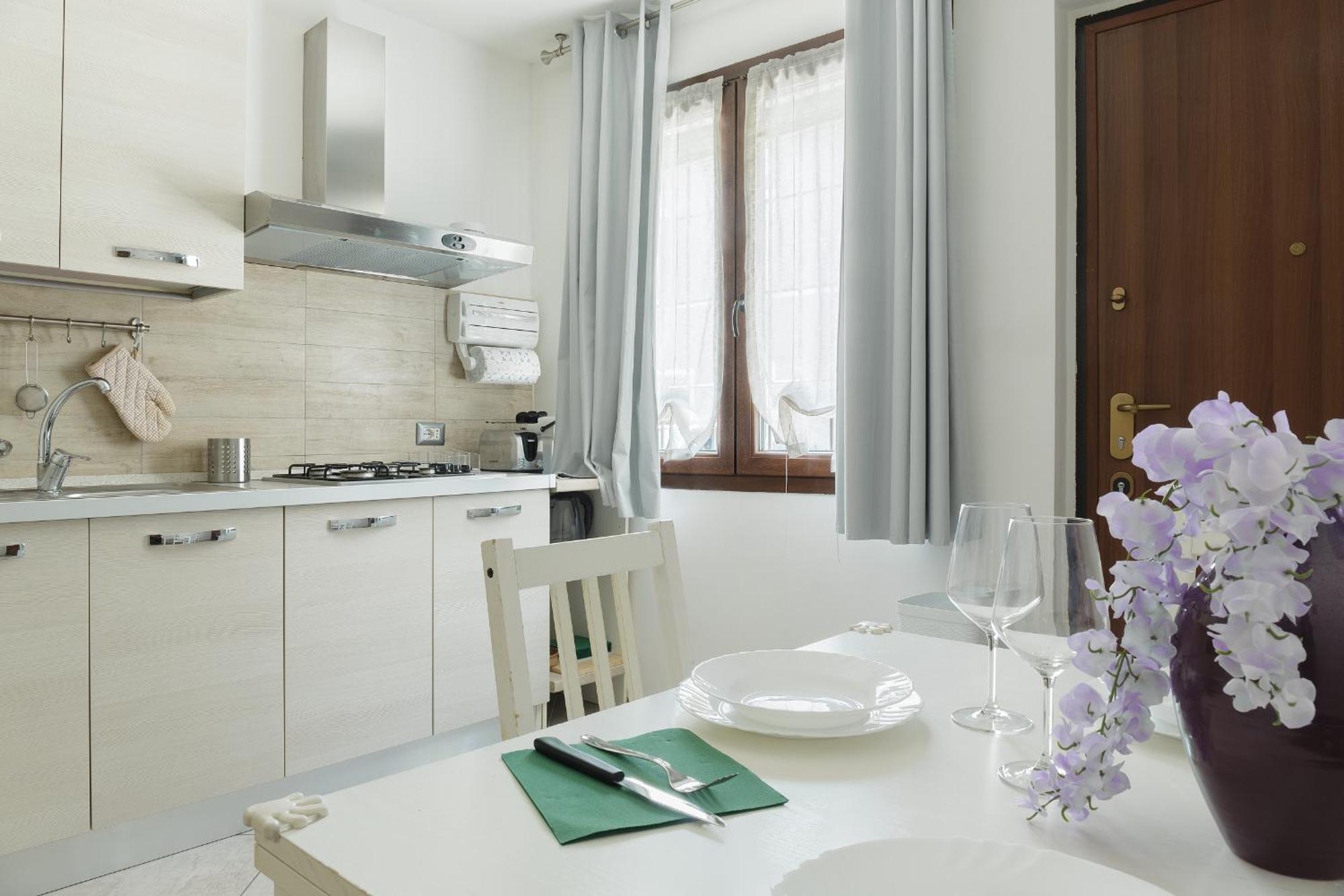 Il Glicine Apartment Montano Lucino Exterior photo